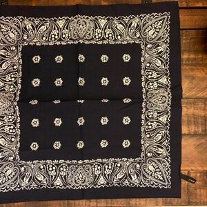 vintage j.crew Black and White Paisley Bandana boho paisley